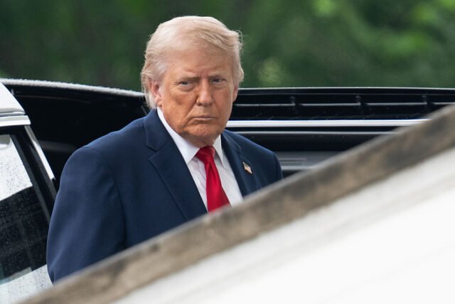 Trump mengatakan kesepakatan AS-Iran akan ditandatangani pada hari Minggu, dan