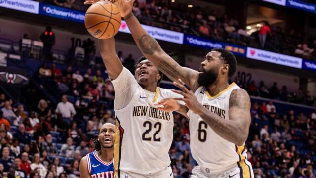 DeAndre Jordan menyelesaikan 'pencarian sampingan' selama pertandingan Dodgers-Rays