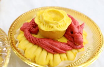 ANALISIS: Makanan Cina yang dibawa pulang pada menu makan malam UE