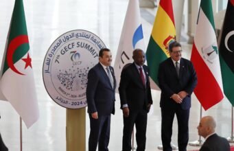 Aljazair mempercepat megaproyek gas trans-Sahara dengan rute Nigeria