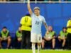 Araujo menyelamatkan poin untuk Amerika Selatan setelah perombakan Bielsa