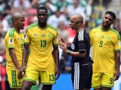 Bafana Bafana kalah 2-0 dari Meksiko di pertandingan pembuka Piala Dunia di Azteca
