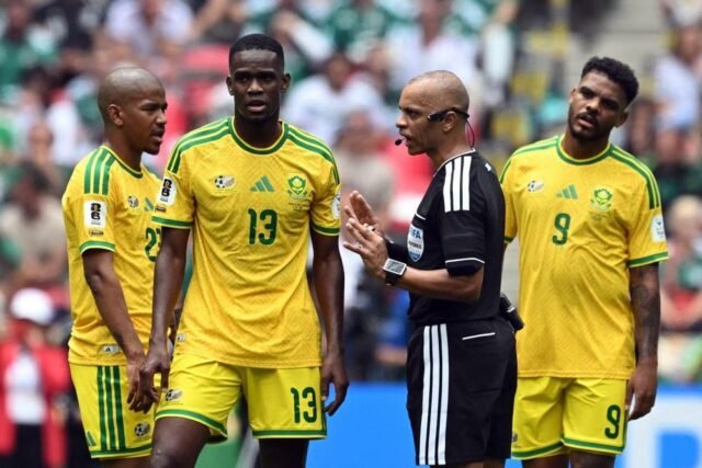 Bafana Bafana kalah 2-0 dari Meksiko di pertandingan pembuka Piala