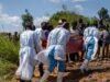 Bagaimana Ebola membunuh – dan apa yang diperlukan untuk menghentikannya: NPR