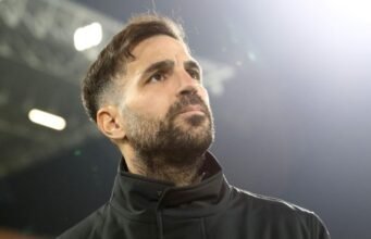 Barcelona mengawasi pelatih Spanyol sebagai calon penerus jangka panjang Flick