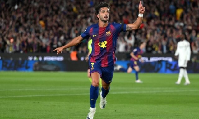 Barcelona yakin dengan perpanjangan kontrak striker berusia 26 tahun itu