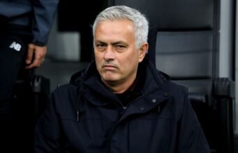 Benfica mengonfirmasi kepergian Mourinho ke Real Madrid – dengan mantan bos Fulham Silva dipekerjakan sebagai penggantinya