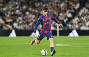 Bintang Barcelona Pedri mencetak gol saat Spanyol mengalahkan Peru di pertandingan pemanasan terakhir Piala Dunia