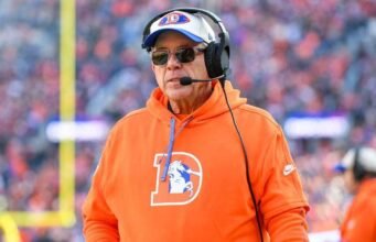 Broncos menandatangani pelatih kepala Payton untuk kontrak baru hingga 2031