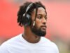 Browns harus mempertahankan Denzel Ward