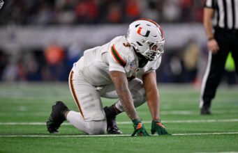 Chargers dan Akheem Mesidor setuju untuk bertransaksi