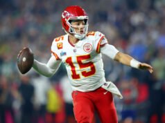 Chiefs dan Patrick Mahomes menandatangani perpanjangan hingga tahun 2033