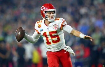 Chiefs dan Patrick Mahomes menandatangani perpanjangan hingga tahun 2033