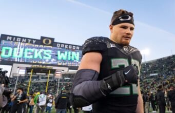 Colts merekrut pemain putaran keempat Jalen Farmer dan Bryce Boettcher