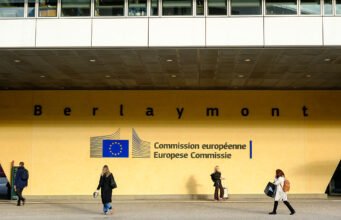 Delegasi Taliban dalam perjalanan ke Brussels