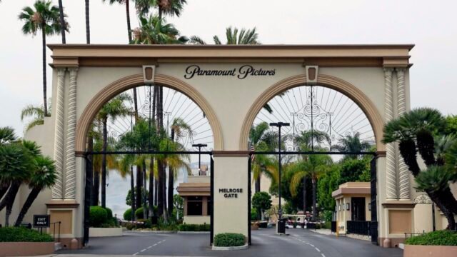 Departemen Kehakiman Menyetujui Akuisisi Paramount atas Warner Bros. Discovery: NPR