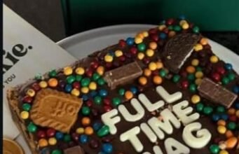 Di Dalam Pesanan Kue Paling Viral Tanpa Filter di SA