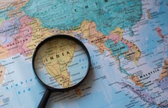 Di bawah Undang-Undang Penyeimbangan ASEAN, India memperluas jalan tengah