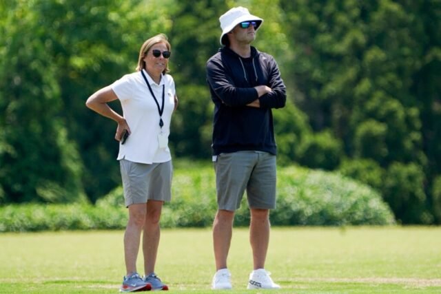Eksekutif Bengals. VP Katie Blackburn menyatakan keyakinannya pada GM Duke