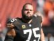 G Joel Bitonio pensiun