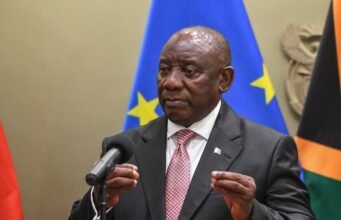 Gesekan koalisi ketika DA menekan Ramaphosa untuk mengganti menteri