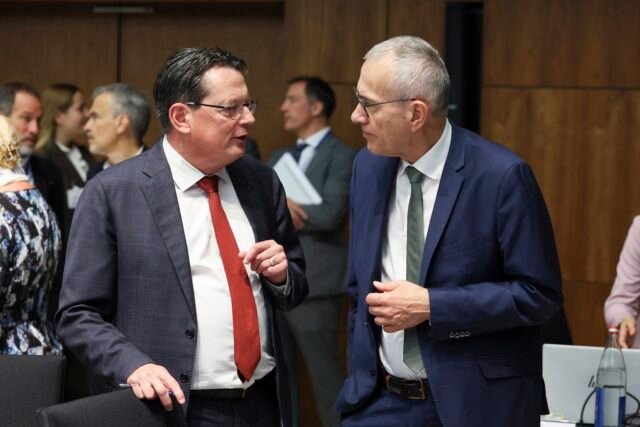 Harga obat UE: Belgia mendukung upaya koordinasi sementara Yunani mendorong