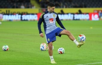 Hingga enam klub Liga Premier meminta pemain sayap Barcelona yang berperingkat tinggi