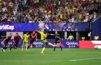 Hugo Broos bangga karena Bafana Bafana menjaga harapan Piala Dunia tetap hidup dengan hasil imbang melawan Czechia