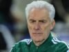 Hugo Broos berupaya membimbing Bafana Bafana ke penampilan bersejarah babak 16 besar Piala Dunia