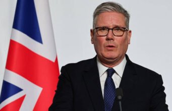 Inggris memperkuat sanksi terhadap Rusia untuk mengakhiri ‘mesin perang’: Starmer