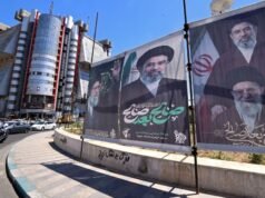 Iran mengatakan pihaknya menyerang pangkalan militer AS ketika Trump menerapkan persyaratan yang lebih ketat dalam negosiasi