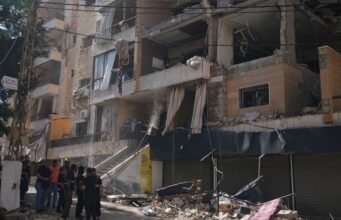 Israel mengatakan mereka menjadi sasaran rudal Iran meskipun ada gencatan senjata: NPR