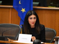 Jangka menengah: MEP Italia mengundurkan diri dari Partai Sosialis