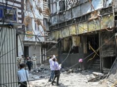 Kebakaran hotel Delhi: 21 orang tewas, orang asing termasuk korban, pemiliknya ditangkap