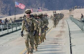 Kebijakan Pentagon secara ilegal melarang pasukan transgender dari militer, aturan pengadilan banding: NPR