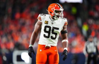 Keluarga Brown memperdagangkan Myles Garrett ke Rams