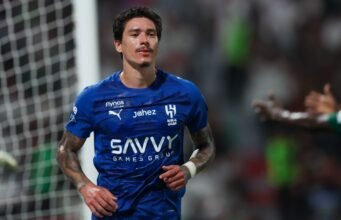 Klub Liga Premier siap menyaingi Barcelona dalam perlombaan mendapatkan striker Uruguay