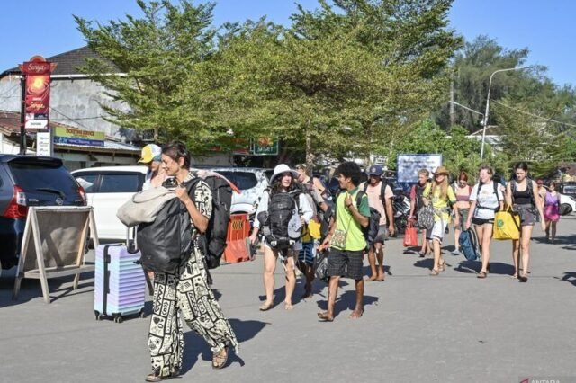 Kunjungan wisman ke Indonesia meningkat 8,24%