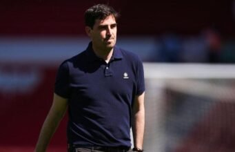 Liverpool mencapai kesepakatan lisan dengan Iraola setelah Slot keluar