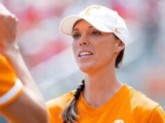Megan Rhodes Smith diangkat menjadi pelatih kepala asosiasi
