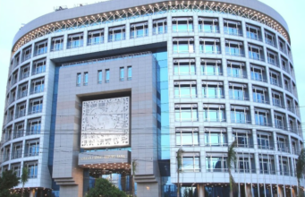 Mengapa S&P dan Fitch berbeda pendapat mengenai peringkat Afreximbank