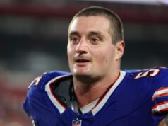 Michael Hoecht dari Bills ragu untuk ikut kamp