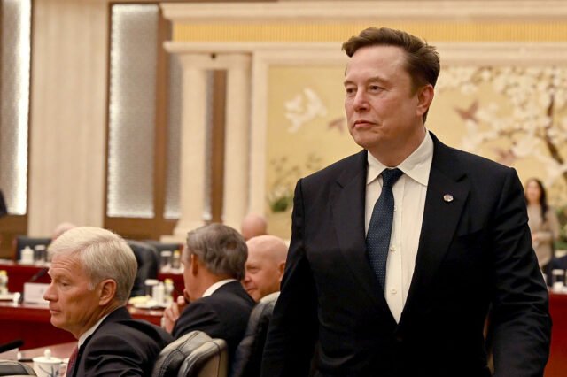 Musk menjadi miliarder pertama di dunia seiring melonjaknya saham SpaceX