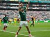 Neraca, hasil dan gol: tiga pemain dikeluarkan dari lapangan pada pertandingan pembukaan Piala Dunia