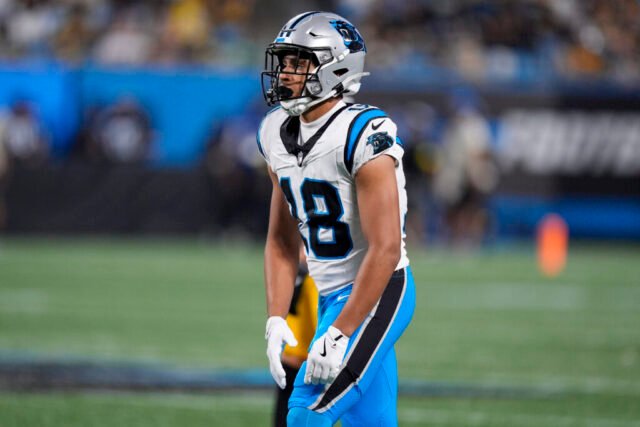Panthers, WR Jalen Coker menyetujui perpanjangan