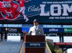 Patriots menandatangani Caleb Lomu putaran pertama