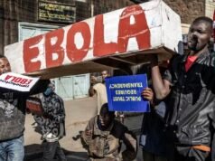 Perdebatan mengenai pusat karantina bagi orang Amerika yang berisiko tertular Ebola: NPR