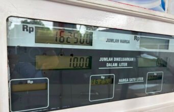 Pertamina menaikkan harga bahan bakar ramah lingkungan (greenfuel) Pertamax dan Pertamax