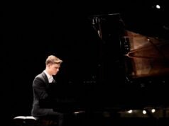 Pertunjukan penggalangan dana Isaac van der Merwe untuk menyelamatkan Baxter Concert Hall di Cape Town