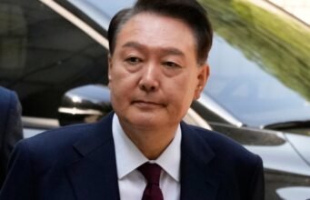 Presiden Korea Selatan yang digulingkan Yoon dijatuhi hukuman penjara karena penerbangan drone di Pyongyang: NPR